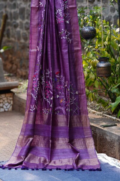 gicha tussar embroidery